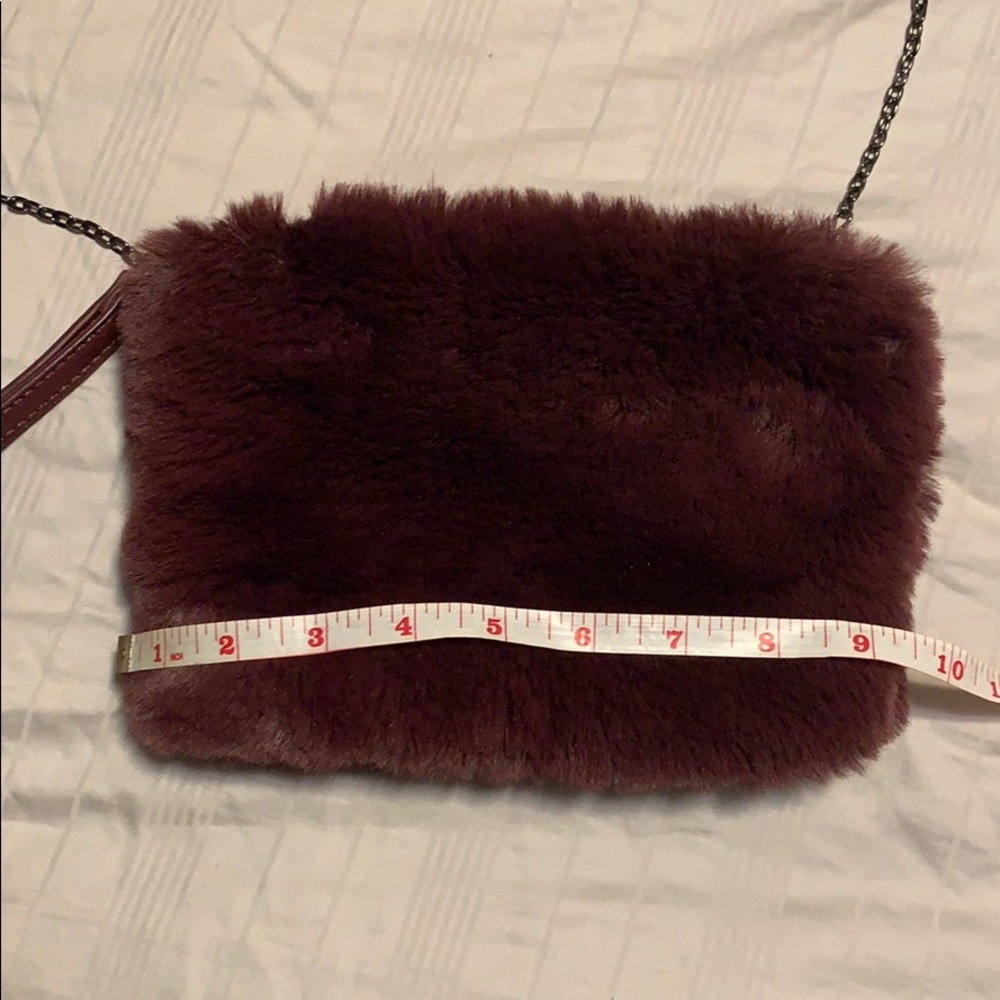 Fluffy Purse - Picture 8 of 9